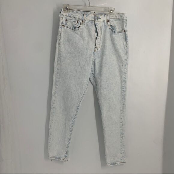 Levis Wedgie Skinny Size 32 Very Light Wash High Waisted Skinny Jeans - Picture 1 of 7